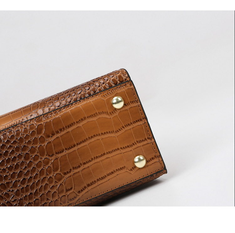 1325g Weight Polyester Lining Material Sewing Thread Fashion Element Zipper Closure Type Double Handle , Sling Strap Strap Type Crossbody Bag Bags Type Casual, Business, Daily Occasion Pu Leather Material Crocodile Pattern All Seasons Season Women's Gender Elegant Style Square Shape Women's Pu Leather Crocodile Elegant Sewing Thread Square Zipper Crossbody Bag 31