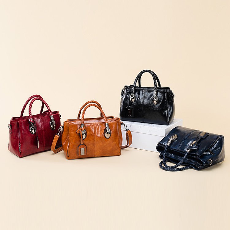 European and American retro women's bag trend, new cross-border hand-held shoulder crossbody bag made of oil wax leather for export, one piece, global consignment undefined