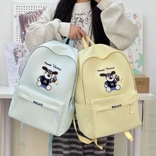 新款高颜值可爱女生卡通小熊书包大容量中小学生轻便休闲双肩包