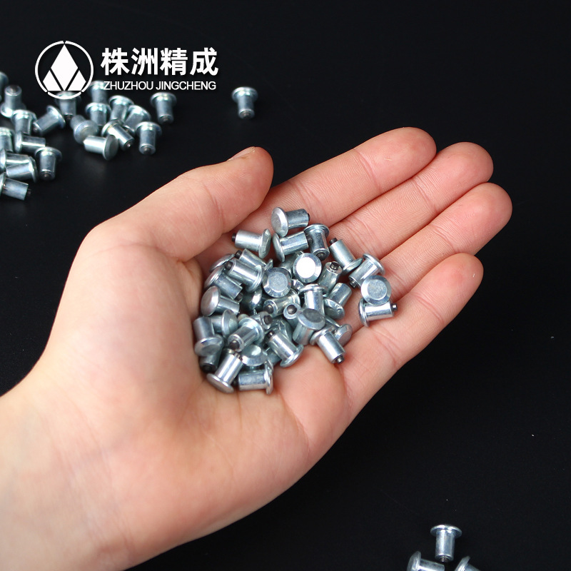 Ӳ�ʺϽ�ѩ��������ʻ ��̥������ ����ԽҰ��í������̥������