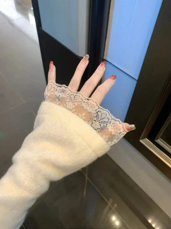 フランス風の小さい香りの風のレースのvネックの長袖のtシャツの女性の秋冬の純粋な欲の風はやせていることを現します。|undefined