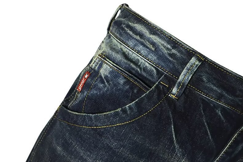 Vintage-Inspired Straight Leg Denim Jeans For Men – Relaxed Fit, High Waist, Button Fly (Sizes 28-36, Dark Blue & Light Wash)_mkmklike.com