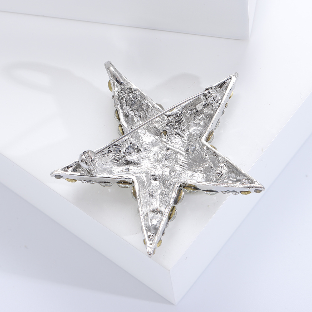 Lady Pentagram Alloy Inlay Artificial Diamond Women's Brooches display picture 7