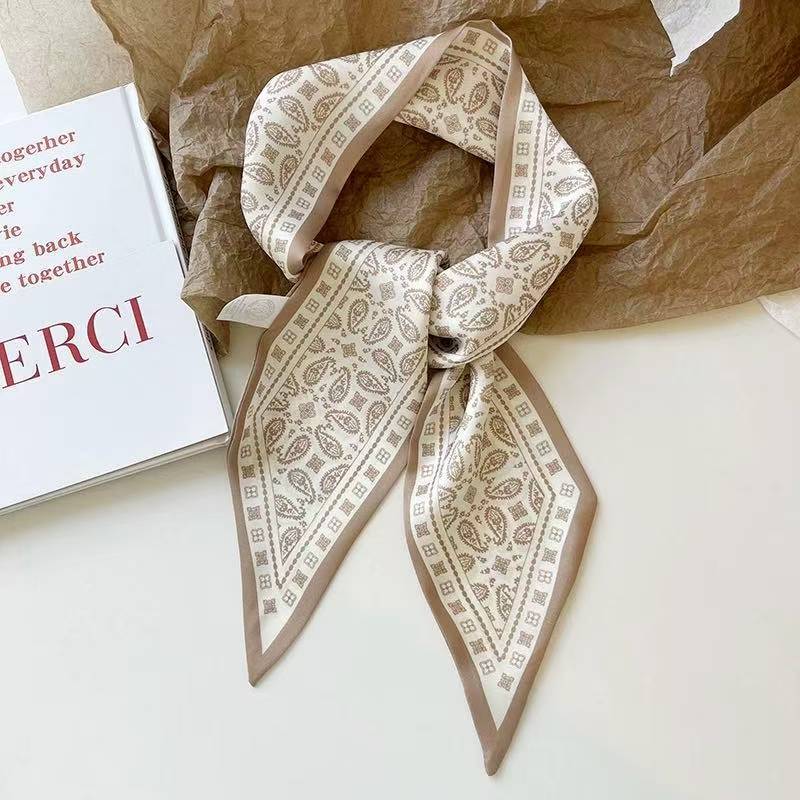 Коричневый цветок кешью