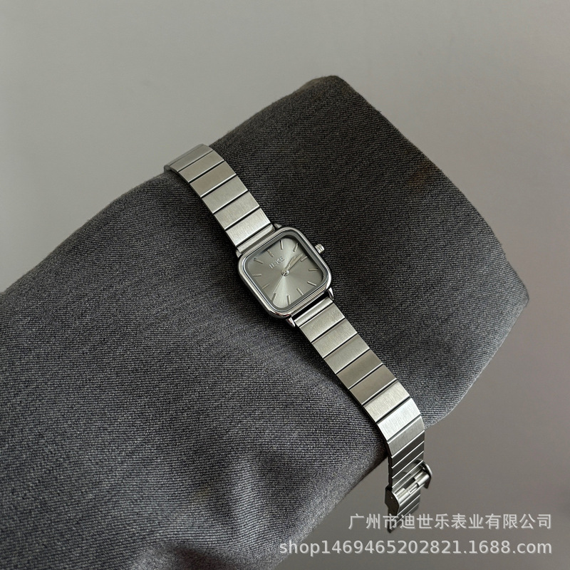 IEKE Classic Silver Grey Watch Women's Light Luxury High-end Slub Quartz Watch Student Simple Korean Ins