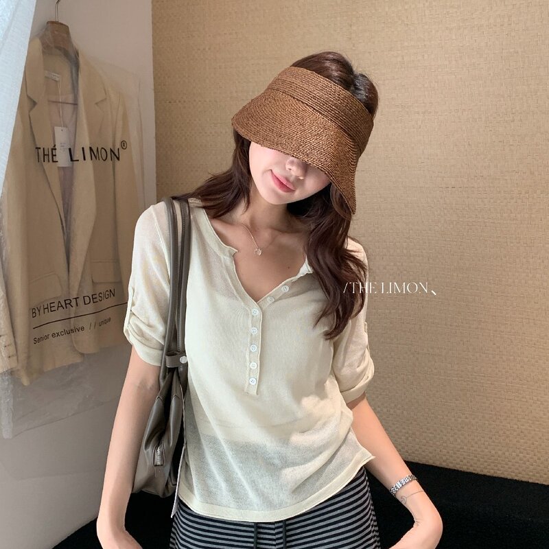 The Lemon Lemon Green Tea 2026 Summer Korean Style V-Neck Button Knit Shirt Women's Short Sleeve Relaxed Top The Lemon Lemon Green Tea 2026 Summer Korean Style V-Neck Button Knit Shirt Women's Short Sleeve Relaxed Top