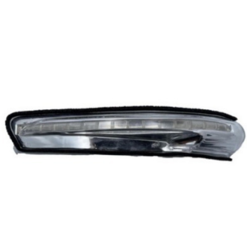 87614/24-A7000 is suitable for CERATO 2012-2018 rearview mirror small light and reversing mirror light