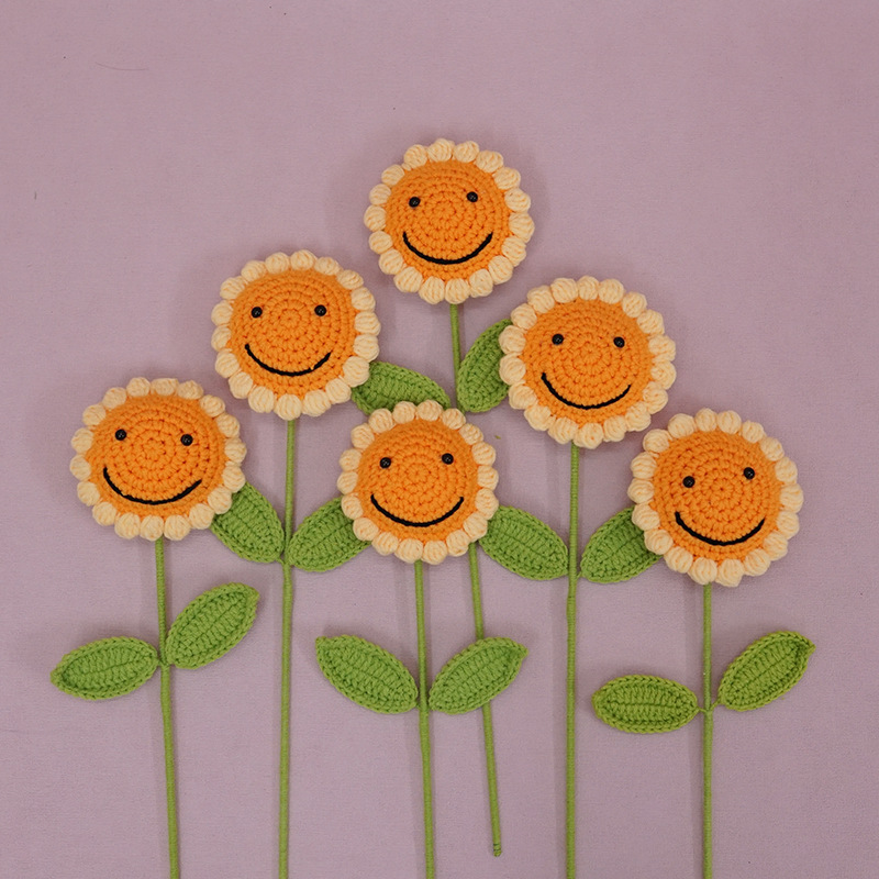 Terminado cara sonriente girasol tejido a mano flor eterna ramo artificial Día del Maestro Día del Niño regalo puesto en el mercado nocturno