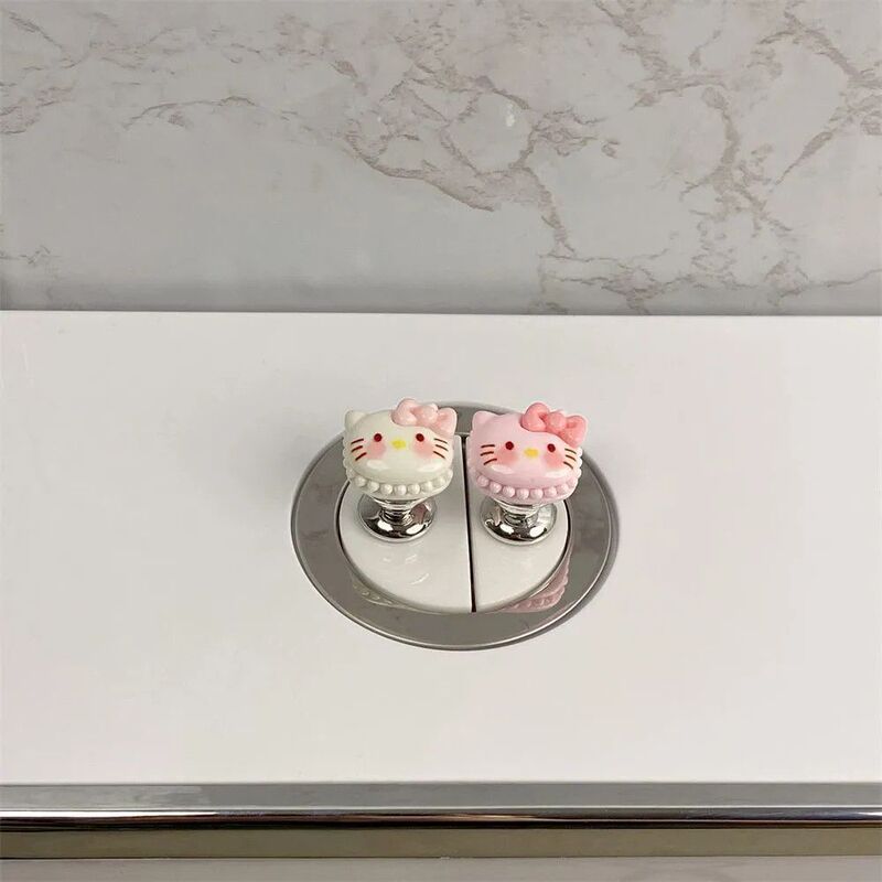 Cute KT cat toilet press button, long nail auxiliary button, waterproof, universal, small size