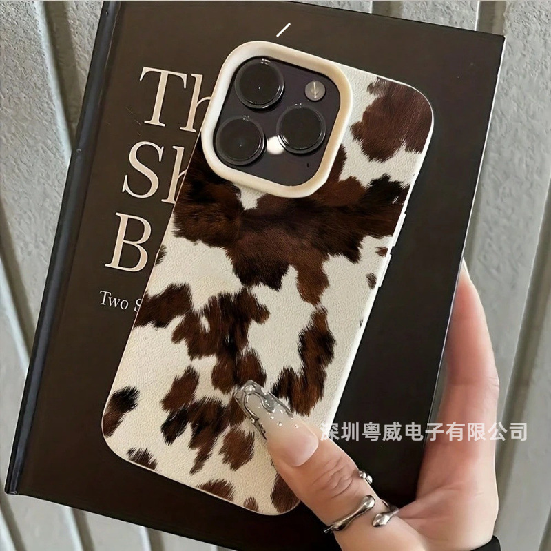 Brown Cow Pattern 18Pro Suitable for Iphone16Promax Mobile Phone Case Apple 15 Simple 14 European and American 17 Imitation Brown Cow Pattern 18Pro Suitable for Iphone16Promax Mobile Phone Case Apple 15 Simple 14 European and American 17 Imitation