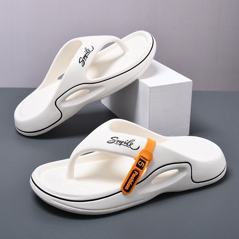 Chanclas hombres nueva tendencia de la moda pareja simple desgaste exterior antideslizante aumento de suela gruesa sandalias de verano EVA zapatos de mujer