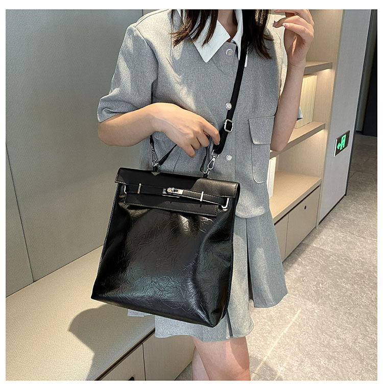 2023 Neue Doppel-Umhängetasche, Einzel-Umhängetasche, Umhängetasche, Dreifach-Nutzungstasche, Handgriff-Muster, Öl-Ledertasche, große Kapazität, beliebte Eimertasche_voghion.com