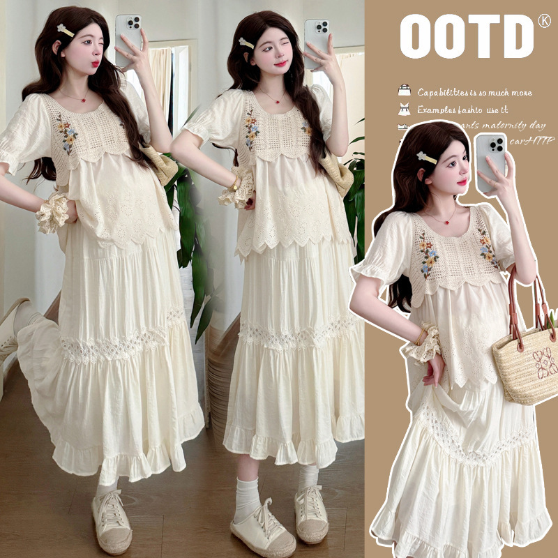 In-Stock Real Photos New Retro Ethnic Style Embroidered Hollow Knit Sweater + Pig Nose Button Skirt Maternity Set