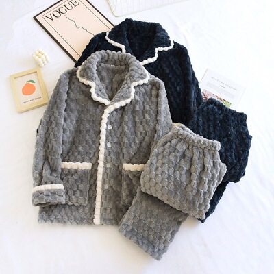 man Autumn and winter Box Merbau thickening keep warm Flannel Long sleeve pajamas Europe and America leisure time Home Furnishings suit