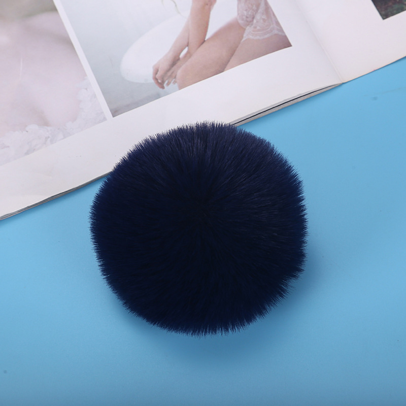 現物卸売りはラッコの毛玉をまねて6cmのアクセサリーのキーホルダーをまねます。