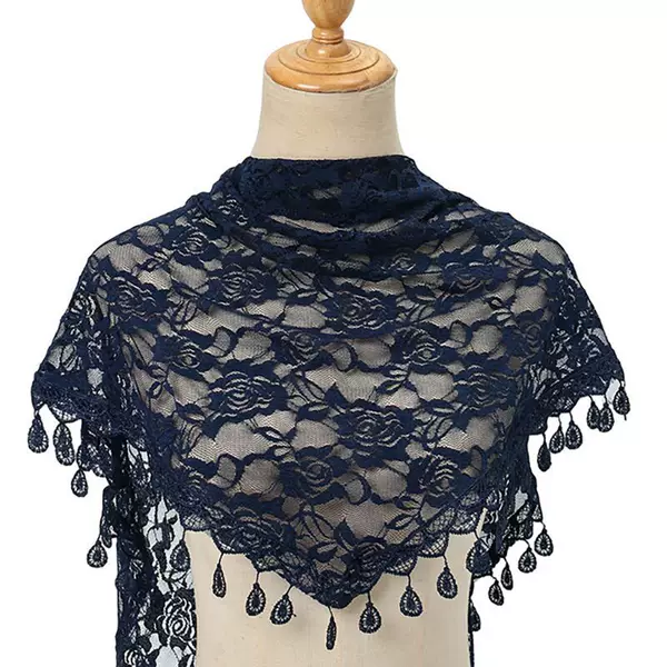 New Four Seasons rose lace triangle towel hollow lace Lady scarf spot can be a generation of hair