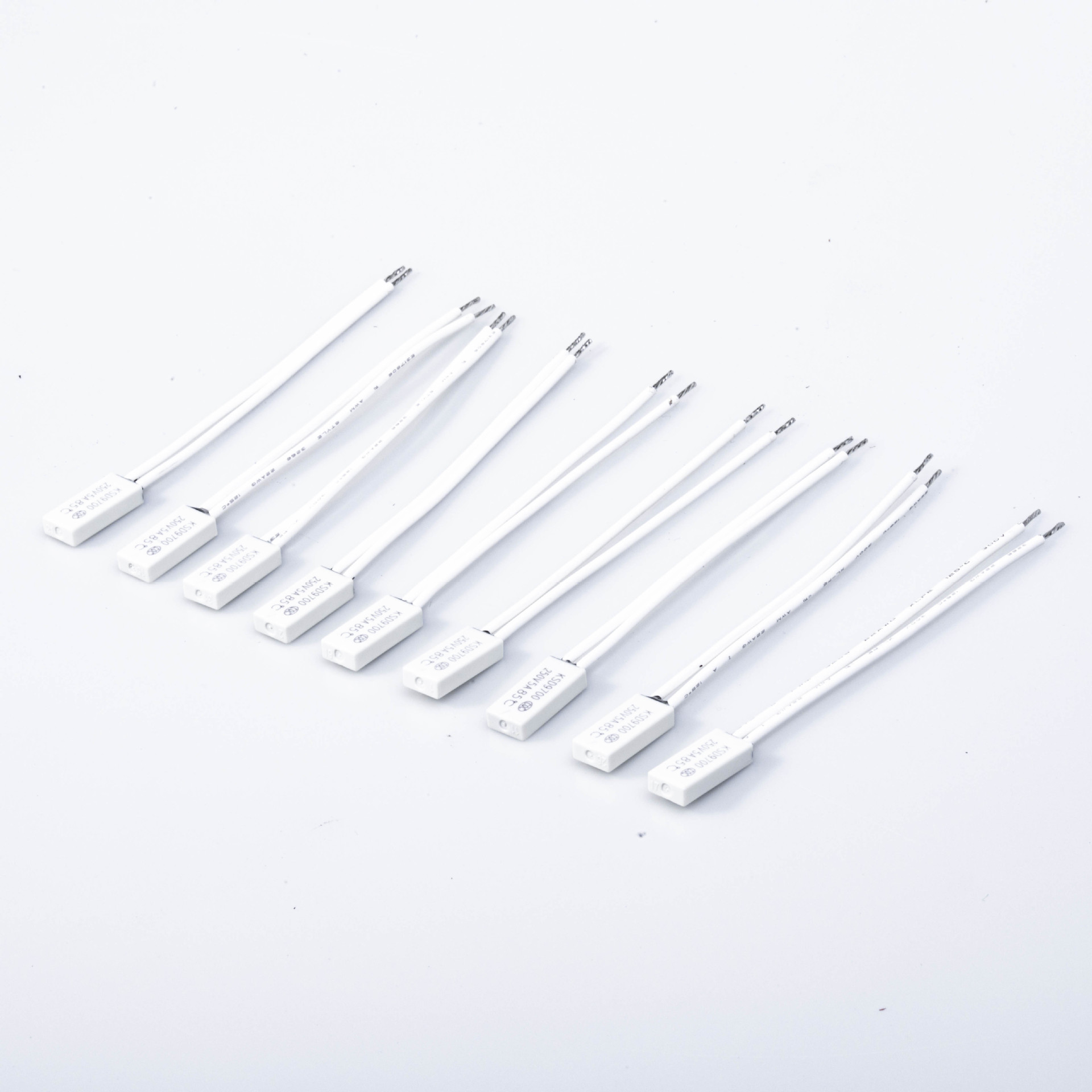 KSD9700塑料/金属壳体