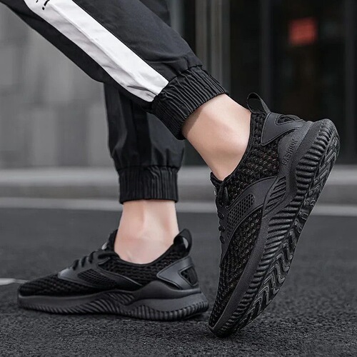 Men's Mesh Shoes  Spring and Summer New Trendy Men's Casual Fly Knit Running Shoes Breathable Soft Sole Sports Shoes