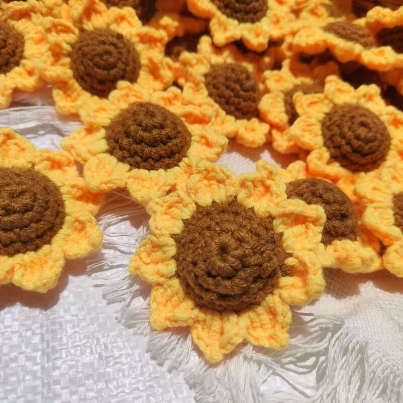 Handmade Crocheted Sunflower Bouquet in Stock, Finished Sunflower Heads, Yarn Pomegranates, Oranges, Apples, Zongzi Wholesale
