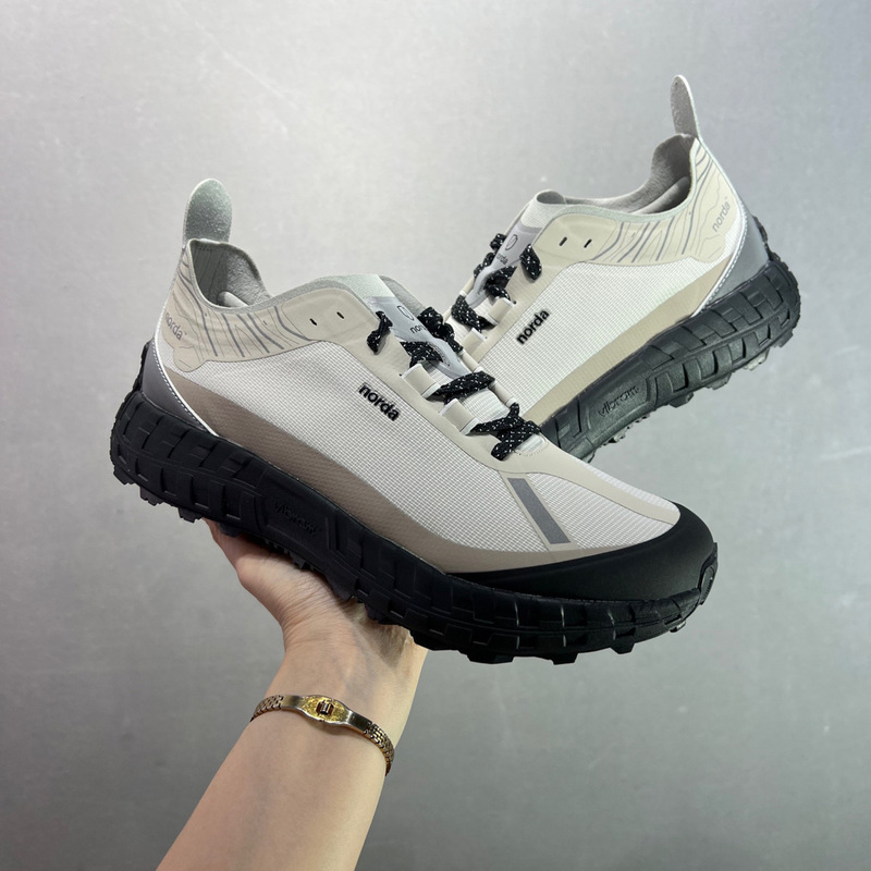 High-Quality Norda 001 Cross-Country Running Shoes for Men, Outdoor Hiking Sports Shoes for Women, Niche Non-Slip Hiking Shoes High-Quality Norda 001 Cross-Country Running Shoes for Men, Outdoor Hiking Sports Shoes for Women, Niche Non-Slip Hiking Shoes
