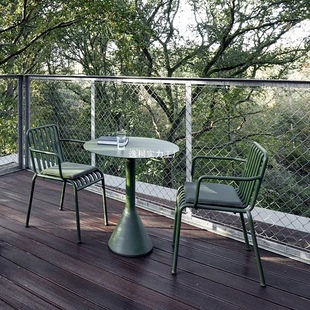 Modern Wrought Iron Outdoor Home Metal Table and Chair Balcony Set for Milk Tea Shop, Open-Air Seating Dining Chair, Simple Meeting Chair