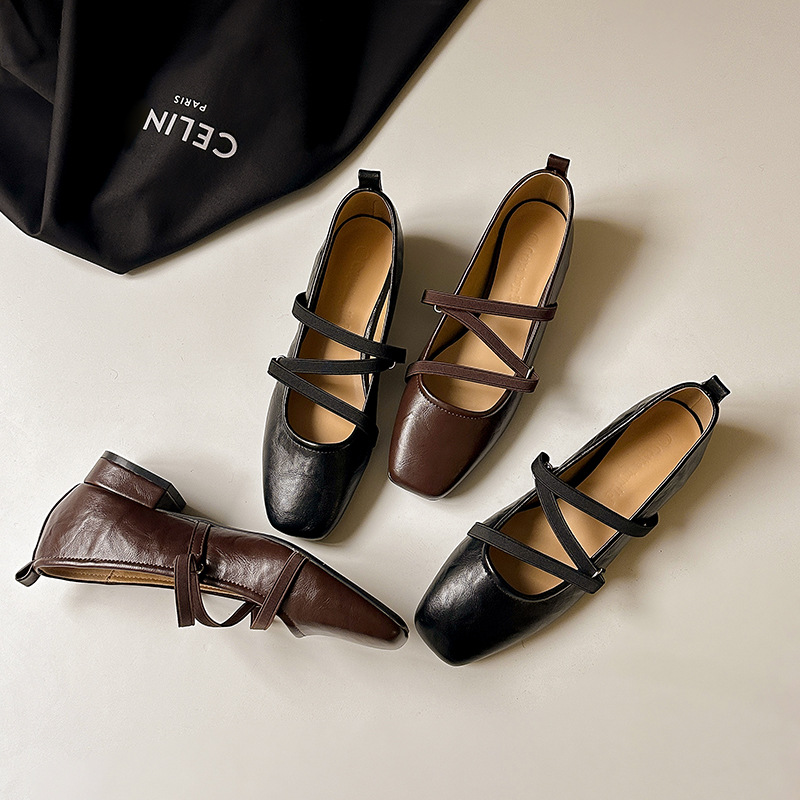 Zapatos de cuero suave hechos a mano para mujeres 2024 nuevos zapatos de cabeza cuadrada con cinturón cruzado Marizhen zapatos de estilo retrógrado francés