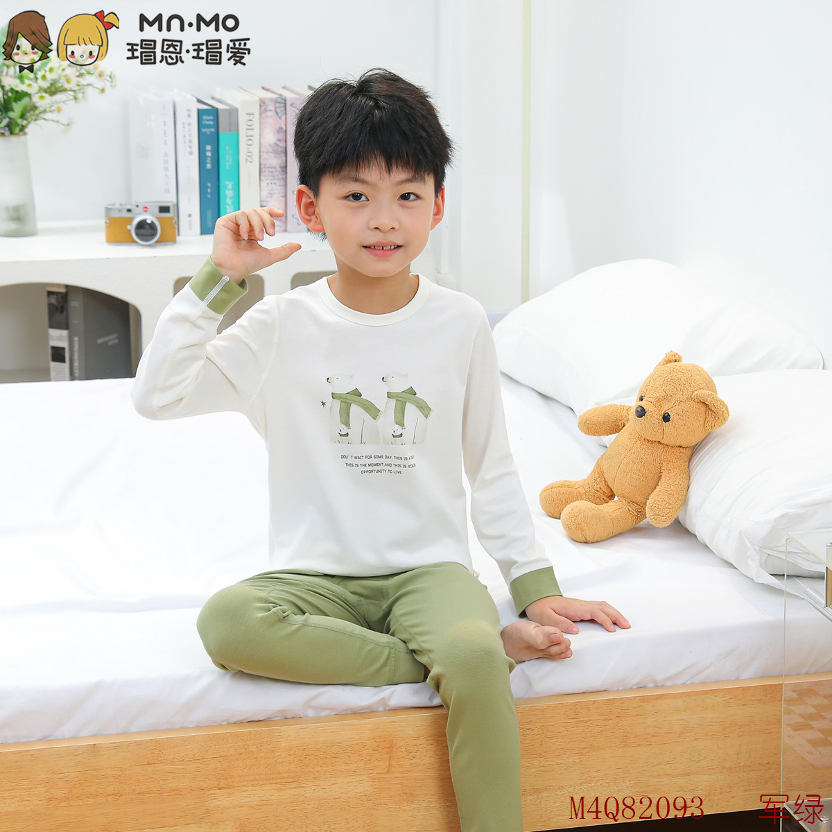 M4Q82093 밀리터리 그린