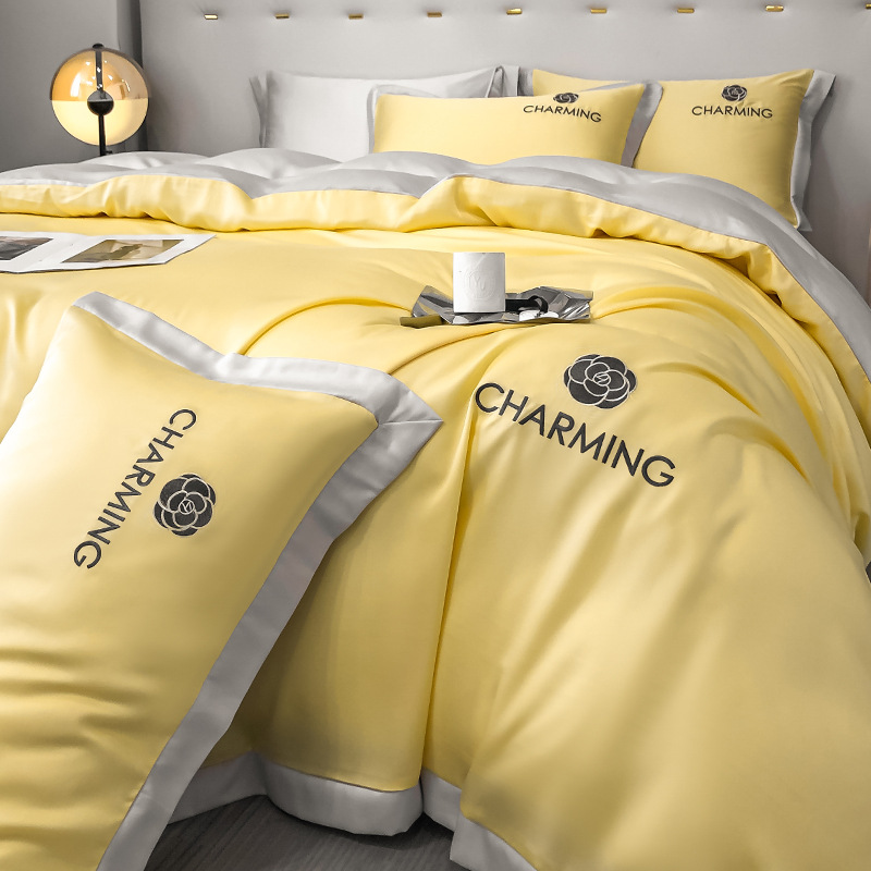 Cuatro piezas de seda de hielo de verano seda lisa cama cama de lujo ligera cama de lujo cama de tres piezas de verano