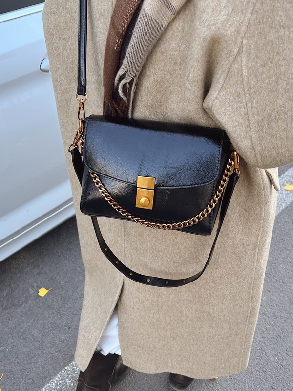 Bolso para mujeres 2025 nueva tendencia europea y americana retro cross-border bolso cuadrado de alta calidad sensación de exquisito viaje de hombro mochila