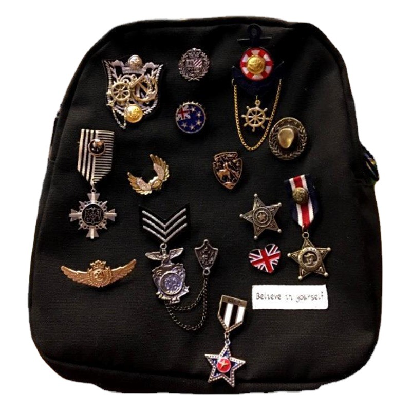 [CAB] Amazon Venta caliente moda ins estilo abrigo insignia Ropa Accesorios ropa Cruz corona broche