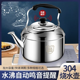 衣架;扫把、簸箕;垃圾桶