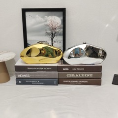 2024 Trendy and Versatile Shoulder or Crossbody Bag with Acrylic Material, High-End Small Square Bag, Korean Style Fashion Women's Bag