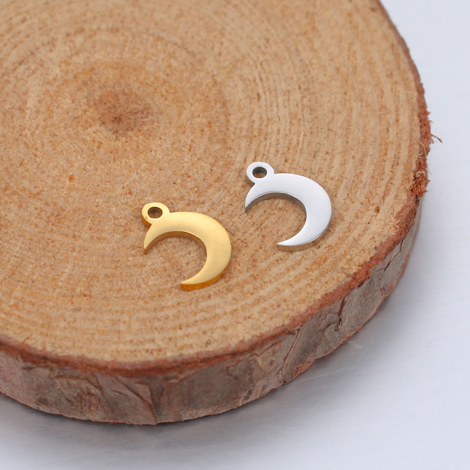 8g Weight Pendant Jewelry Making Type DIY Jewelry Accessories Classification 5 PCS/Package Quantity 304 Stainless Steel Material Star, Moon Pattern Plating Design Sweet Style 5 PCS/Package 304 Stainless Steel Star Moon Pendant 11