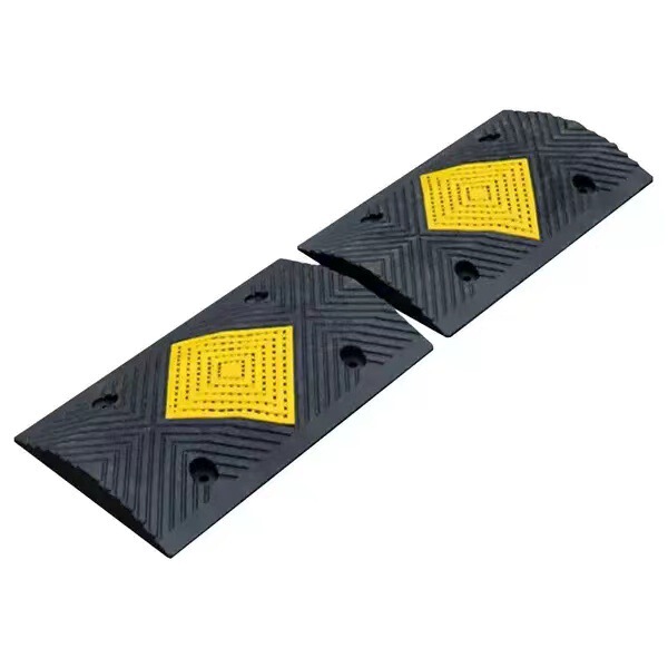 Supply high quality herringbone speed brake wave speed brake rubber products speed bump traffic facilities Supply high quality herringbone speed brake wave speed brake rubber products speed bump traffic facilities