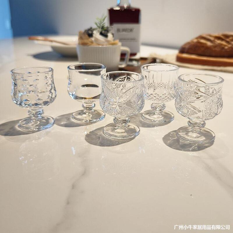 Mini ins high-foot carved one or two small wine glass glass vintage white wine glass 50 ml household glass