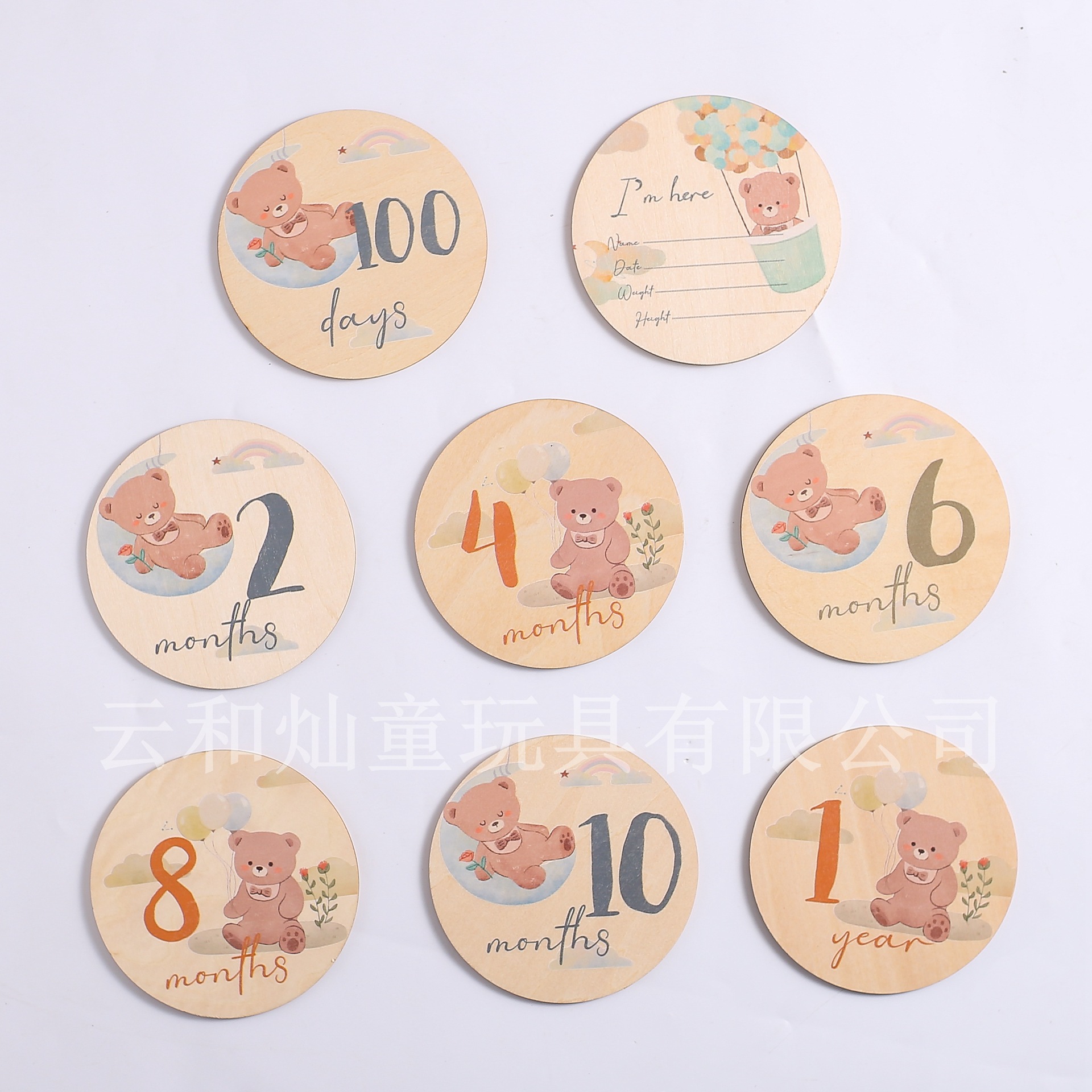 Nuevos productos transfronterizos Traje de hito de dibujos animados de madera para niños Foto de bebé Crecimiento Adornos conmemorativos Kilometraje en caja