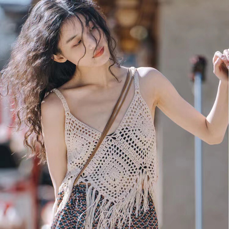 Bohemian Crocheted Sleeveless Vest Women's Sexy Backless Tassel Vacation Niche Design Sling Top Bohemian Crocheted Sleeveless Vest Women's Sexy Backless Tassel Vacation Niche Design Sling Top