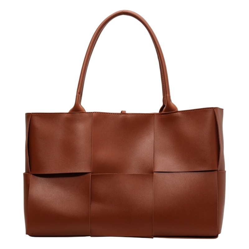 Bolso de mano tejido de gran capacidad de las mujeres, nuevo bolso de la axila del hombro de alto grado retro 2023