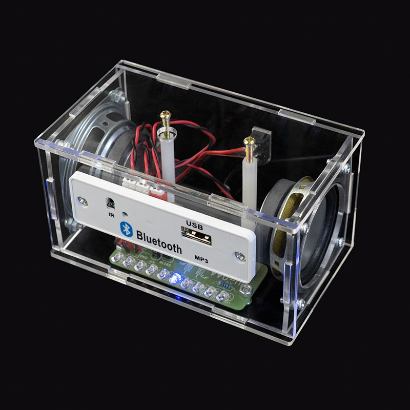 ブルートゥースのスピーカーの小さい音響のdiyの製作のキットは音のコントロールのスペクトルを持って学生の教育の部品の溶接の練習を表示します。|undefined