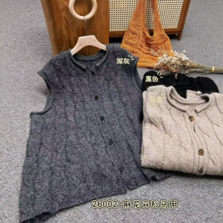 2026秋季新品 日系文艺纯色麻花圆领百搭无袖针织衫马甲背心女装