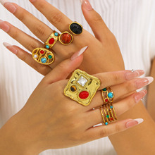�йŷ�������Ƕ��ɫ��Ȼʯָ��ʱ�����Ų�������ƶ�18K���