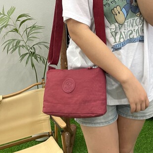 ���e���sб�����ɫ���x�������Q�羳�μ��ͨ�ڲ���ŮʿС����