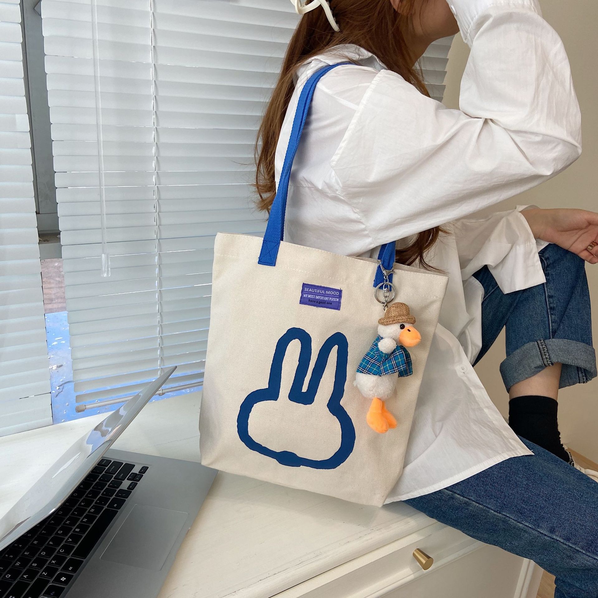 08312 Cartoon printed single-shoulder canvas bag, Japanese style, Korean version canvas bag, student large-capacity hand-held women's bag for commuting undefined