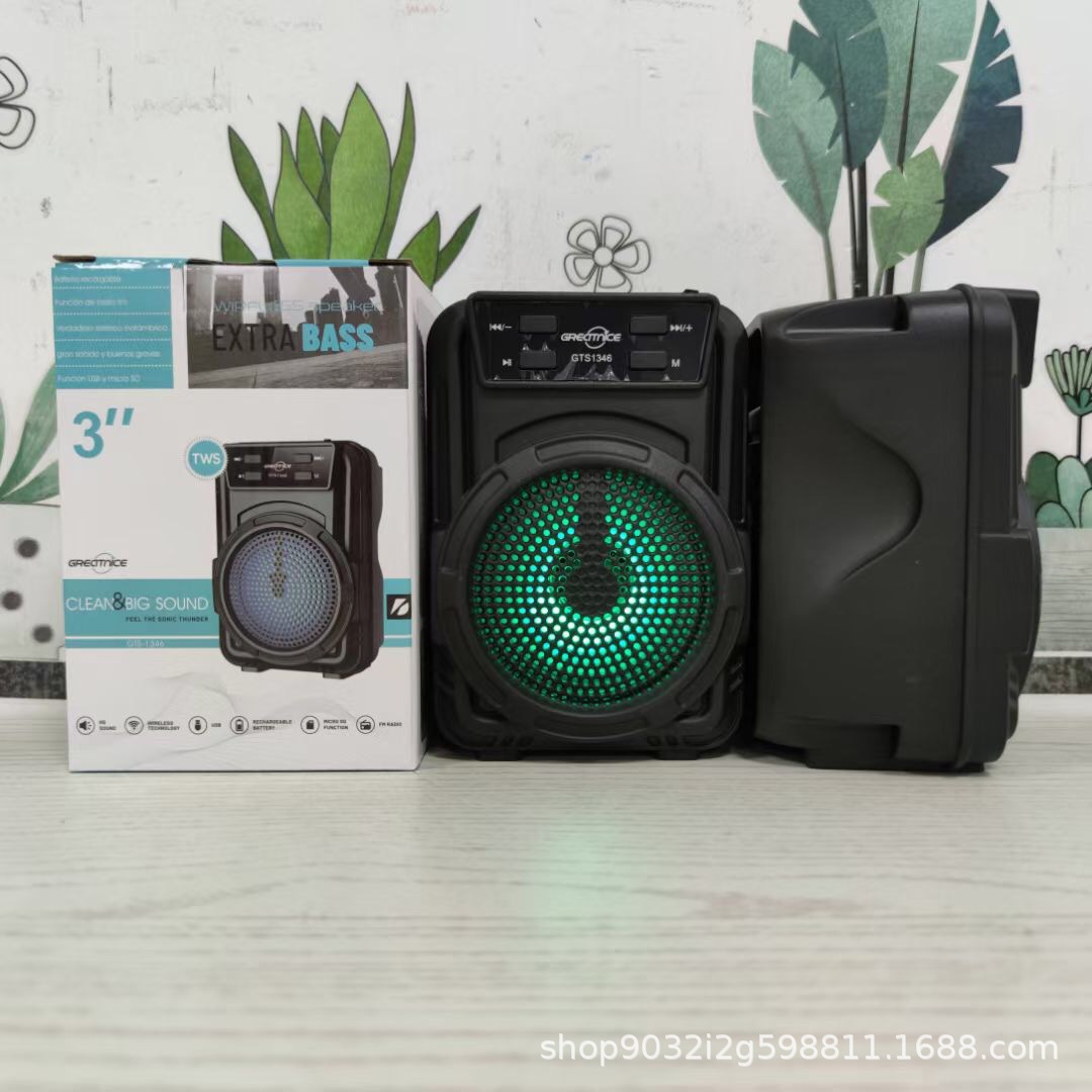 Altavoz Bluetooth para exteriores modelo privado Factory 1360 con luces de llama de colores para bailes de plaza, ventas nacionales transfronterizas y dropshipping