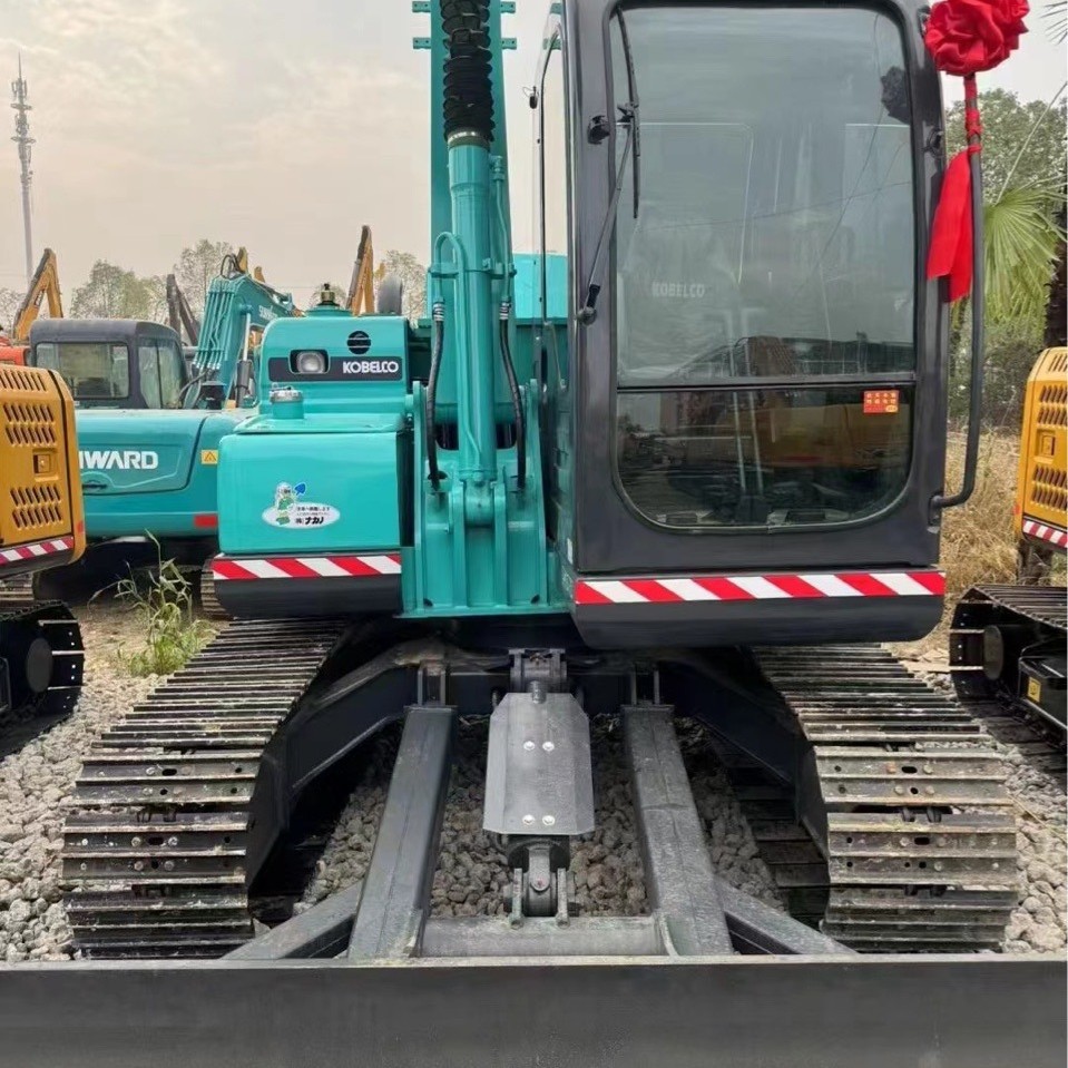 Excavadoras de segunda mano 70 y 80 y 95 Excavadoras Exportadas al extranjero