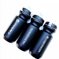 Mountain bike water bottle, plastic 500ML cycling equipment outdoor supplies
