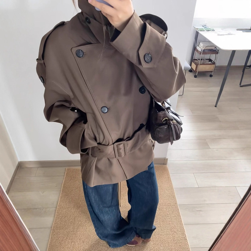 In Stock 2026 Spring New Style Brown French Retro High Collar Wide Shoulder Short Double-Breasted Trench Coat for Women
