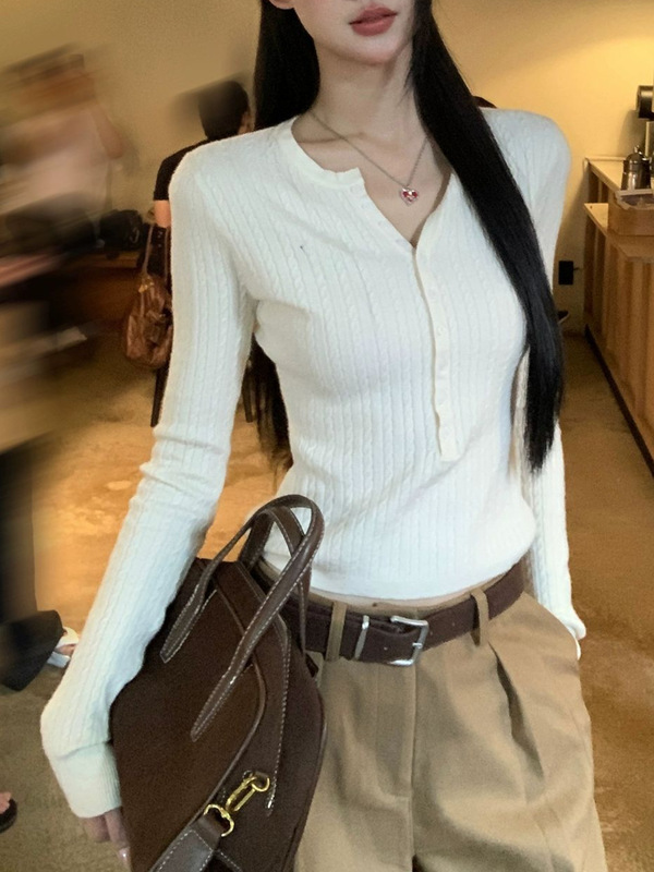 红馆针织衫女2025新款早秋穿搭韩系氛围感外搭上衣修身毛衣外套|undefined