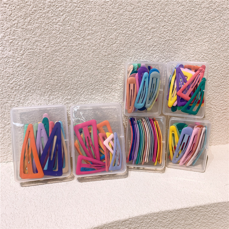 New Korean-style Triangle Color Spray Paint Hairpin Children's Candy Color Broken Hair BB Clip Girl Hairpin Liu Haihai Clip New Korean-style Triangle Color Spray Paint Hairpin Children's Candy Color Broken Hair BB Clip Girl Hairpin Liu Haihai Clip