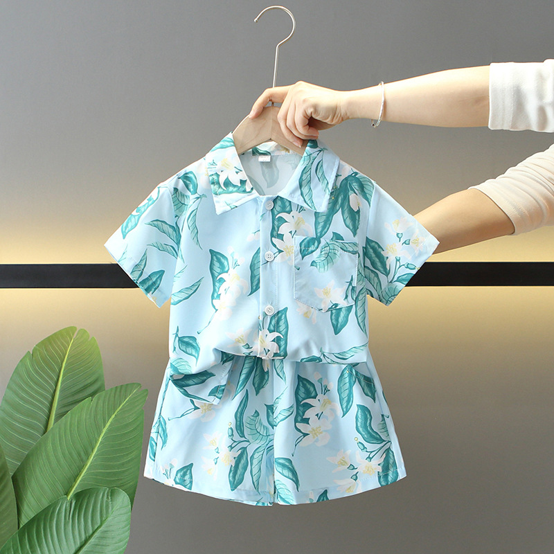 7858 traje de verano para niños 2025 nueva camisa de manga corta para niños de dos piezas ropa de estilo de playa de verano para bebés